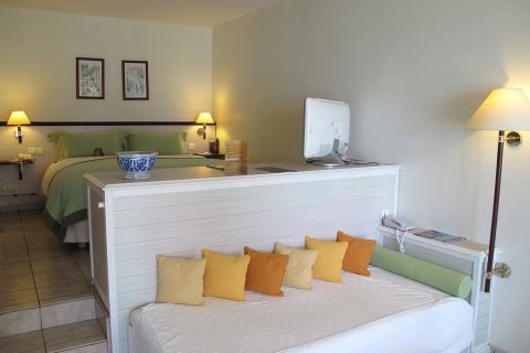 rooms-and-suites