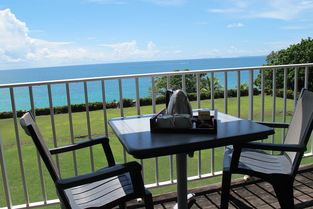 Chambre avec Vue sur la Mer à l'Auberge de la Vieille Tour Hotel 4 étoiles en Guadeloupe 