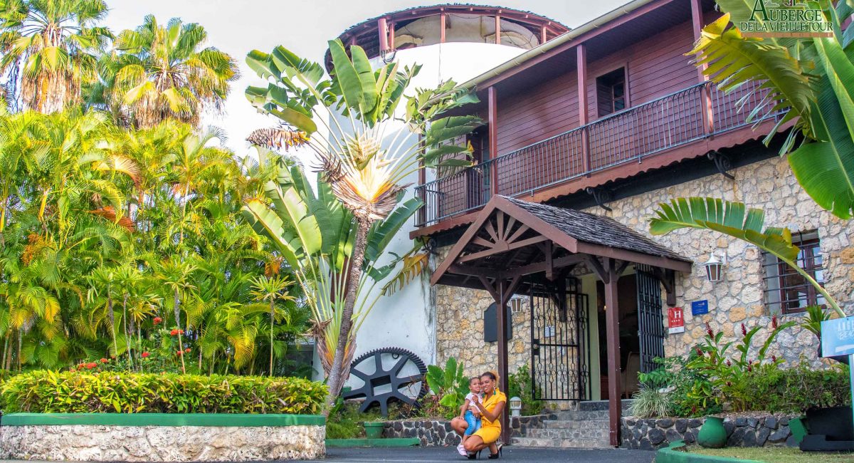 Accueil de l'Auberge de la Vieille Tour Hotel 4 étoiles en Guadeloupe 
