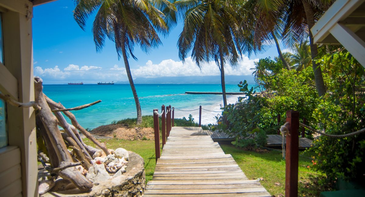 Jardin Tropicale de l'Auberge de la Vieille Tour Hotel 4 étoiles en Guadeloupe au Gosier